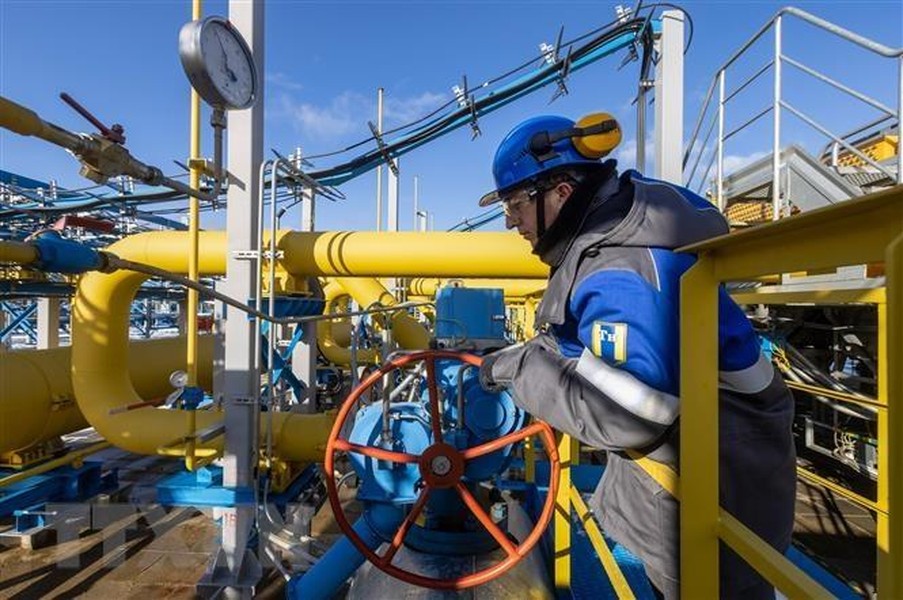 ‘Hạm đội tàu ma’ làm phá sản lệnh cấm vận dầu mỏ Nga của phương Tây?