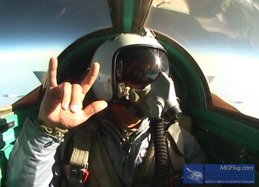 Phi công Mỹ kinh ngạc khi được bay trên tiêm kích MiG-25 tới tận ranh giới vũ trụ