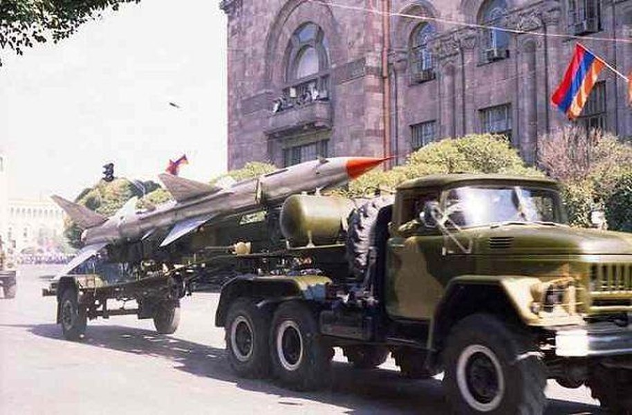 Sáng kiến đặc biệt của bộ đội phòng không Việt Nam giúp 'không lo thiếu tên lửa SA-2'