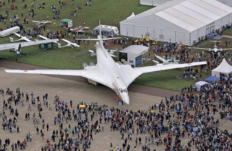Mỹ muốn 'tước danh hiệu' máy bay nguy hiểm nhất thế giới từ Tu-160 của Nga