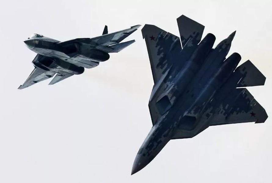Su-57 có tên lửa siêu thanh nhưng F-35 được trang bị bom hạt nhân trọng lực
