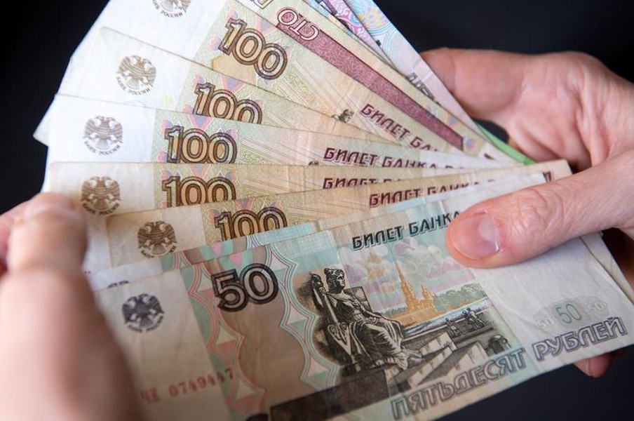 Đồng USD sẽ sớm bị soán ngôi bởi kế hoạch của Nga và khối BRICS?