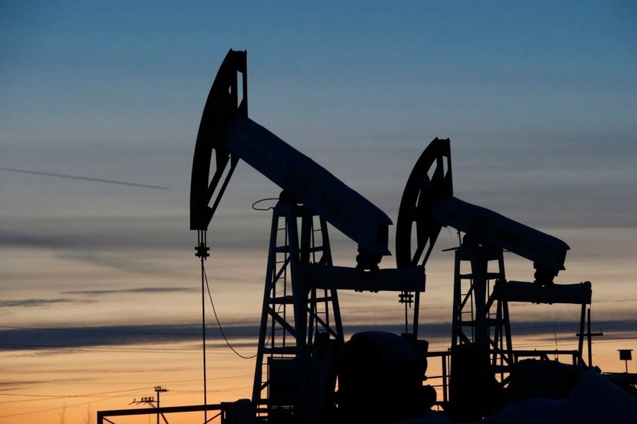 Ngân sách Nga thâm hụt lớn khi mức độ giảm giá dầu đã vượt quá 40%