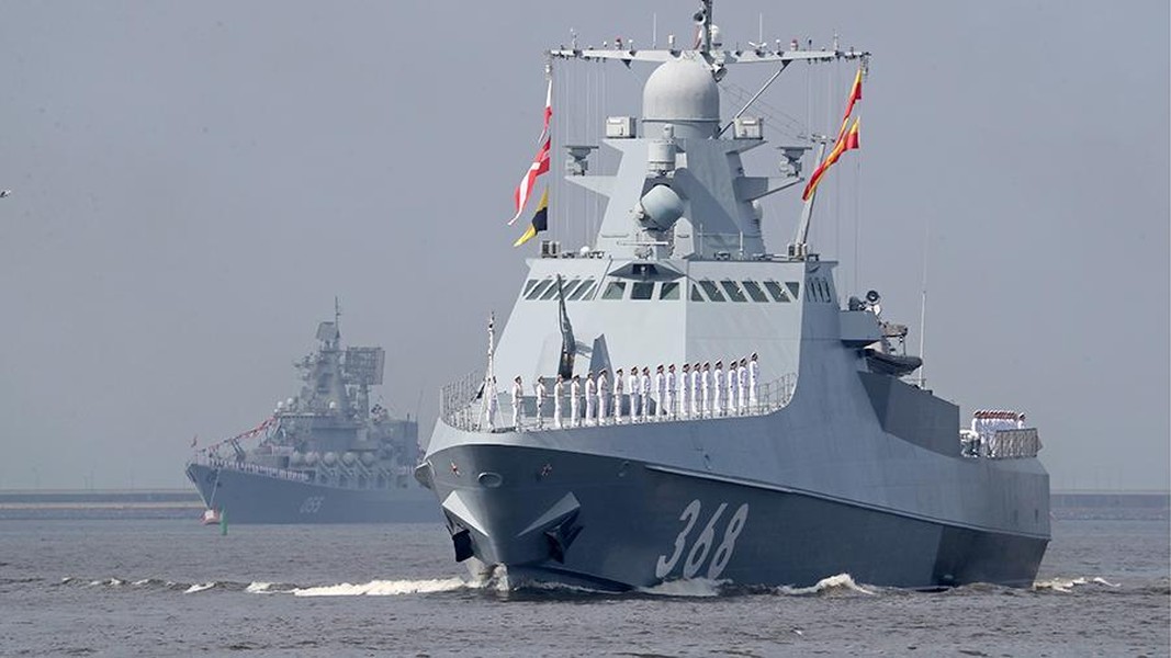 NATO giật mình khi tàu chiến Hạm đội phương Bắc ra khơi với vũ khí hạt nhân chiến thuật