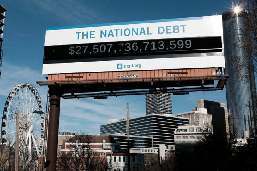 Cơn ác mộng nợ công của Mỹ hiện ra trước mắt
