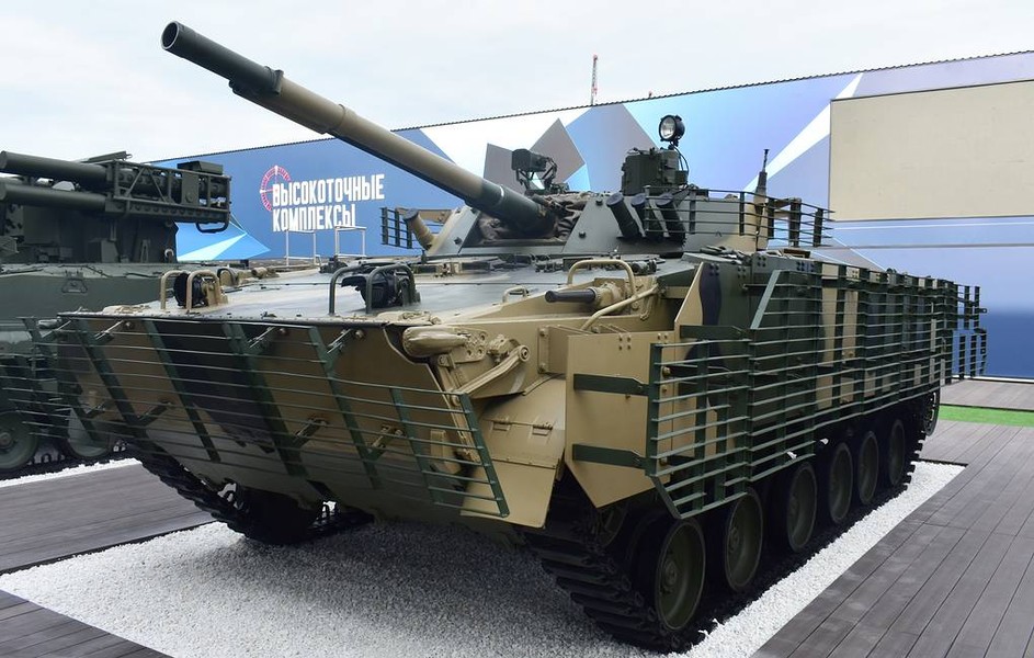 Xe chiến đấu bộ binh BMP-3 'nâng cấp đặc biệt' của Nga đã rời nhà máy