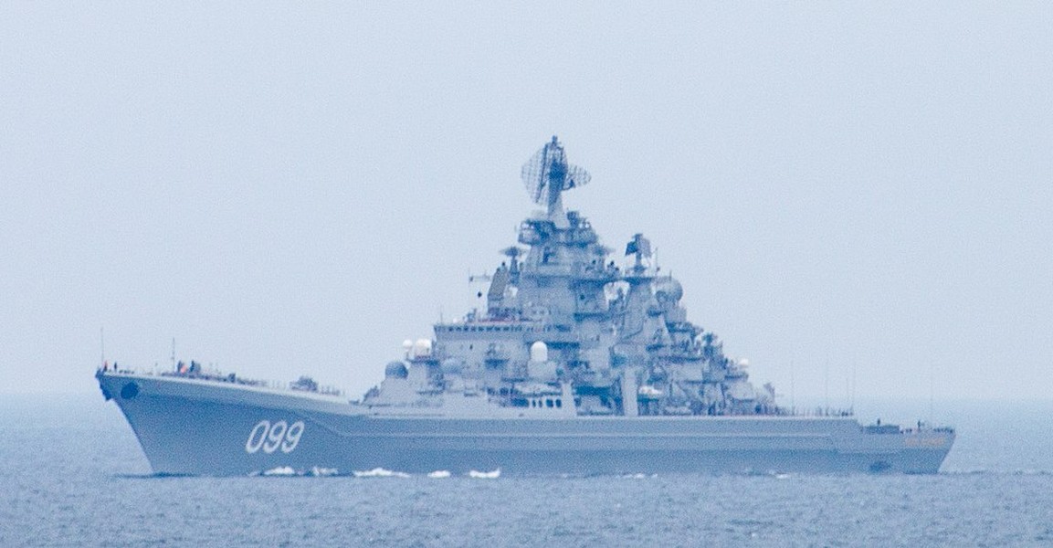 Tuần dương hạm hạt nhân hạng nặng Pyotr Velikiy trước nguy cơ bị loại biên