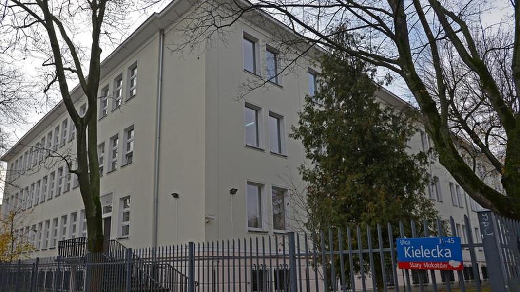 Nga cảnh báo đáp trả cứng rắn vụ Ba Lan chiếm trường học