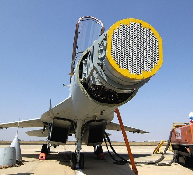 Tiêm kích MiG-35 tái sản xuất hàng loạt với radar AESA phát hiện F-22 cách 125 km