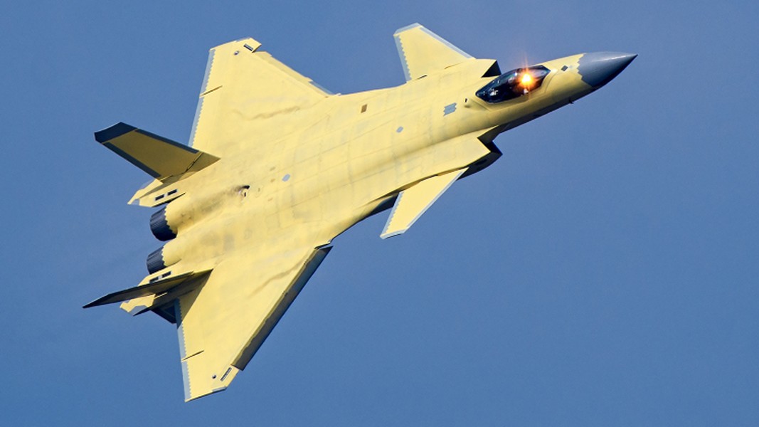 Sản lượng tiêm kích F-35 Mỹ giảm mạnh giữa lúc số lượng J-20 Trung Quốc ‘ra lò’ tăng vọt 
