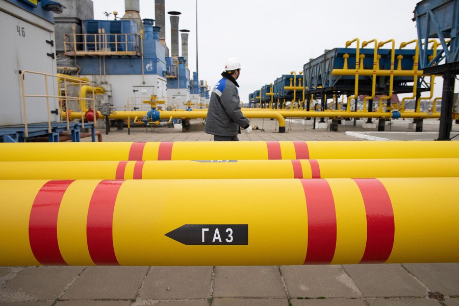 Sự ra đi của khí đốt Nga bất ngờ làm lộ bê bối trên thị trường năng lượng Đức
