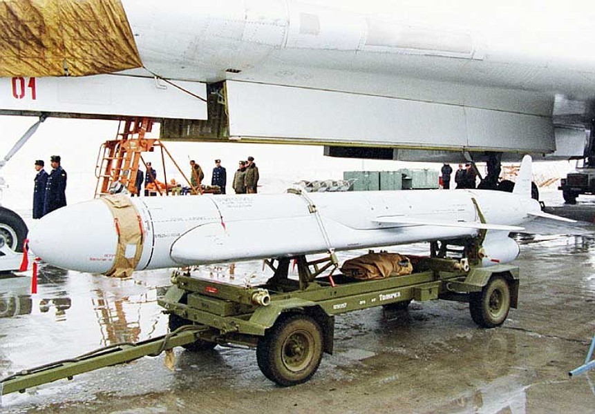 Tên lửa Kh-50 đầy bí ẩn của Nga đạt trạng thái sẵn sàng chiến đấu