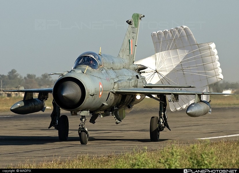 Ấn Độ sản xuất hàng trăm tiêm kích Tejas Mk 1A để thay thế huyền thoại MiG-21