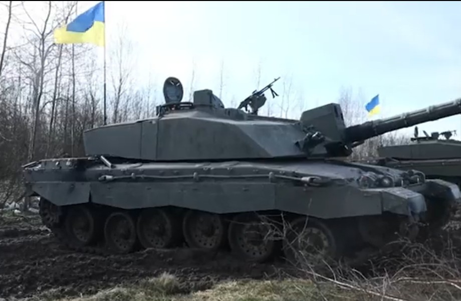 Binh sĩ Ukraine nói về ưu điểm vượt trội của xe tăng Challenger 2