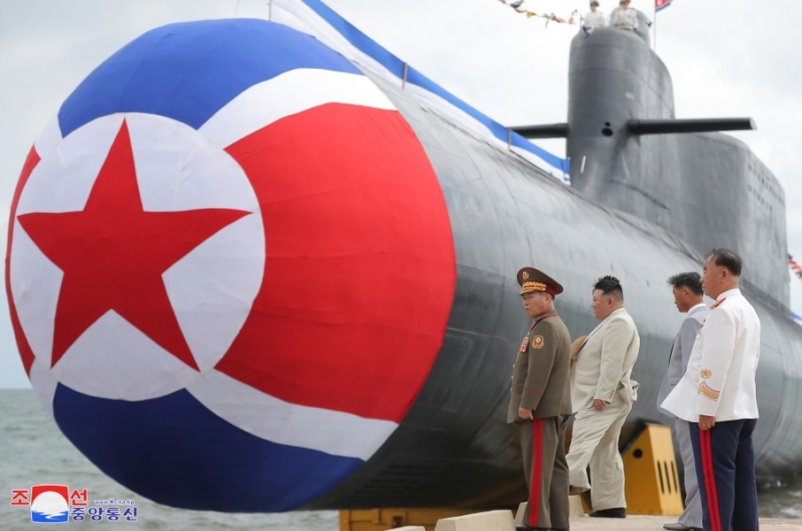 Tàu ngầm hạt nhân thế hệ mới của Triều Tiên gây tò mò