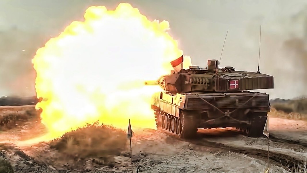 Binh sĩ Ukraine nói về ưu điểm vượt trội của xe tăng Leopard 2A6