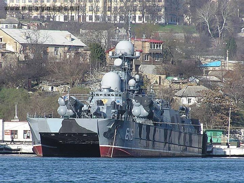 Tàu tên lửa đệm khí Samum 'độc nhất vô nhị' của Nga hỏng nặng sau cuộc tấn công của USV?