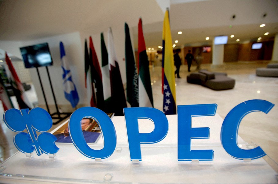 Tổ chức OPEC+ đã hoàn toàn trở thành 'công cụ' của Nga và Saudi Arabia?