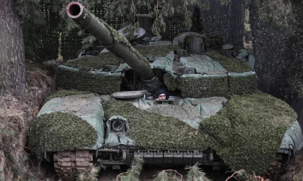 Xe tăng T-90M vô hiệu hóa tên lửa Javelin nhờ 'vải tàng hình' Nakidka