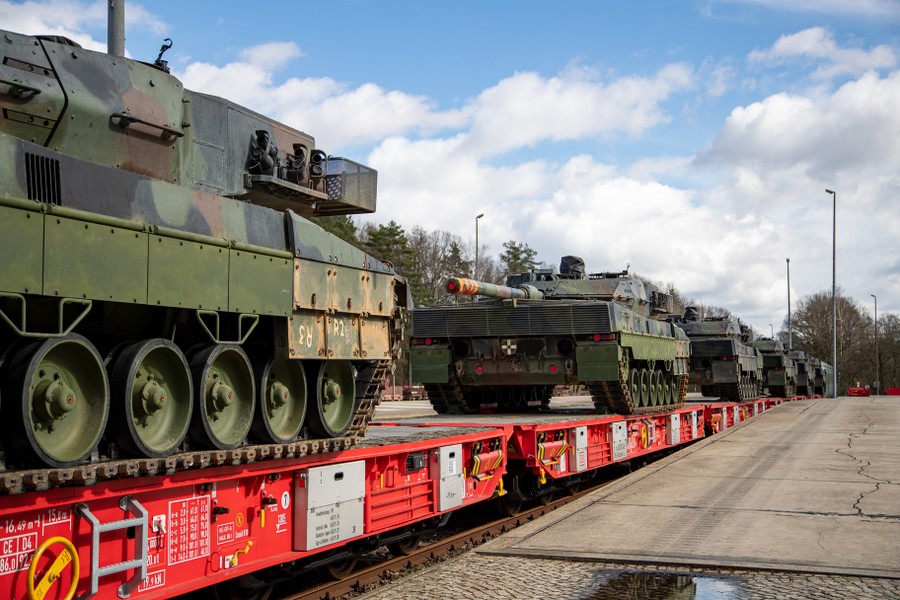 Phương Tây vạch trần huyền thoại về xe tăng Leopard 2 của Đức