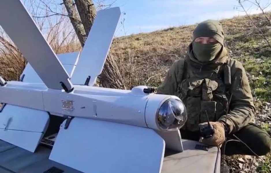 Ukraine sản xuất hệ thống tác chiến điện tử Piranha AVD 360 'sát thủ’ với UAV cảm tử Lancet Nga