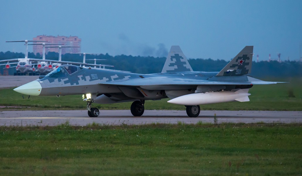 Động cơ giai đoạn hai Izdeliye 30 đã được Nga trang bị cho tiêm kích Su-57