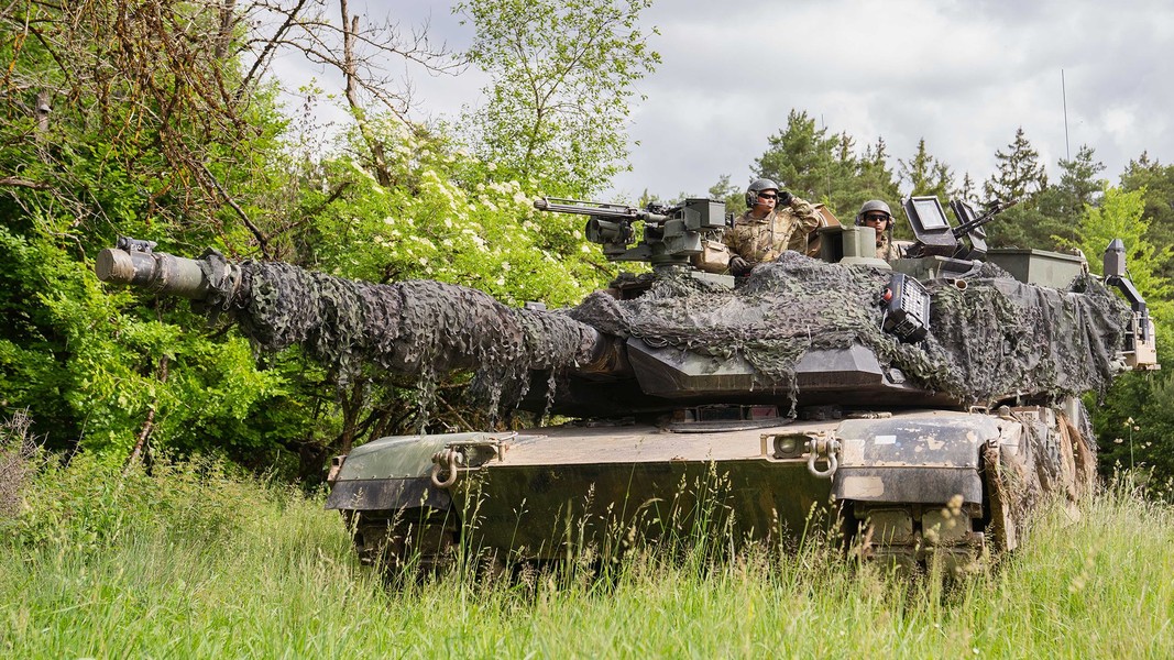 Điểm yếu lớn nguy cơ khiến xe tăng Abrams 'tê liệt' trên chiến trường Ukraine