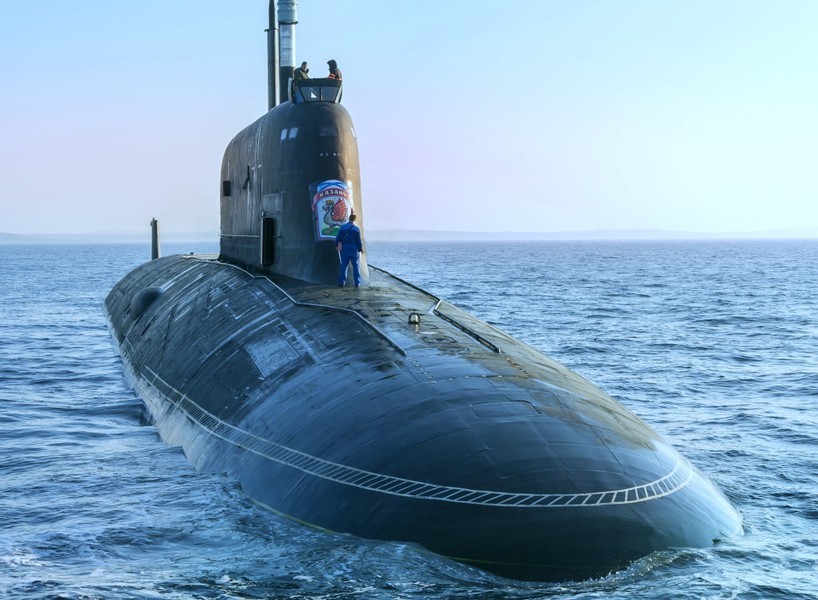 Nga 'gây choáng' khi hạ thủy 3 tàu ngầm hạt nhân chỉ trong một tuần