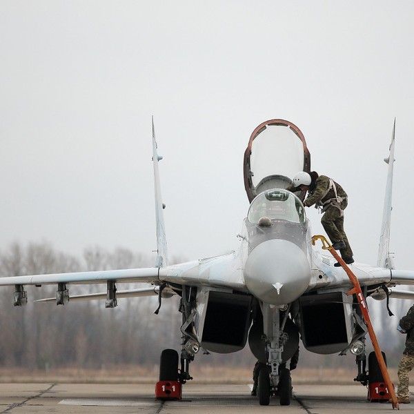 Phi công tiêm kích Su-35 Nga nói về kinh nghiệm đối đầu hệ thống phòng không Patriot