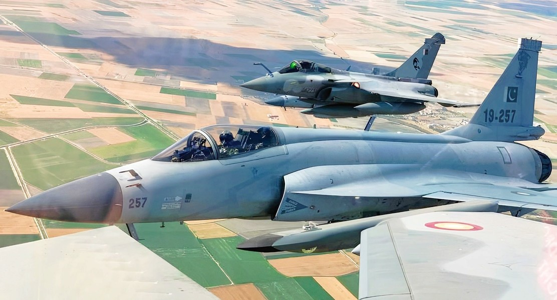 Thổ Nhĩ Kỳ dọa mua tiêm kích JF-17 Trung Quốc nếu Mỹ không chịu bán F-16 bản nâng cấp