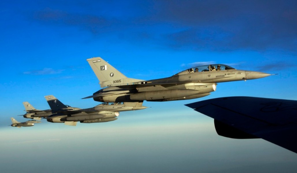 Pakistan loại bỏ F-16 để lựa chọn tiêm kích tàng hình J-31 Trung Quốc