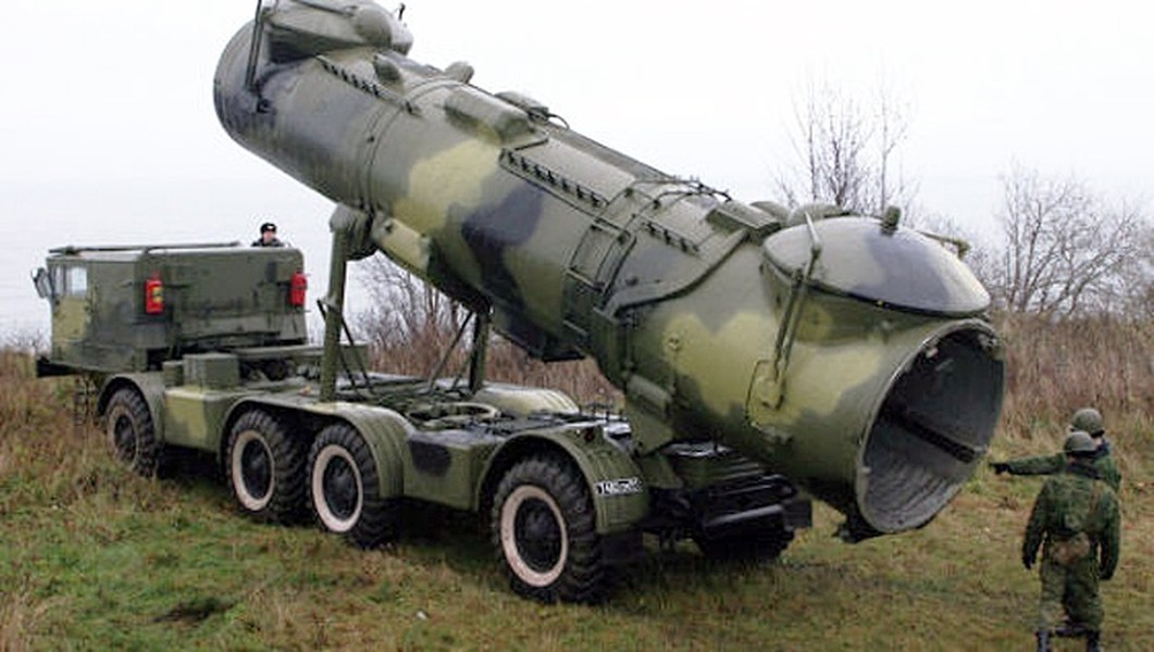 Nga lần đầu dùng tên lửa P-35 nặng 4 tấn oanh kích mục tiêu mặt đất