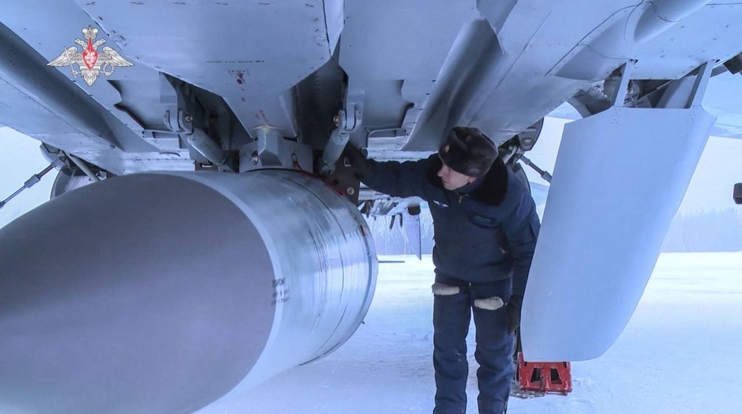 Chuyên gia giải thích vì sao nhiều đầu đạn tên lửa Kh-47M2 Kinzhal không phát nổ