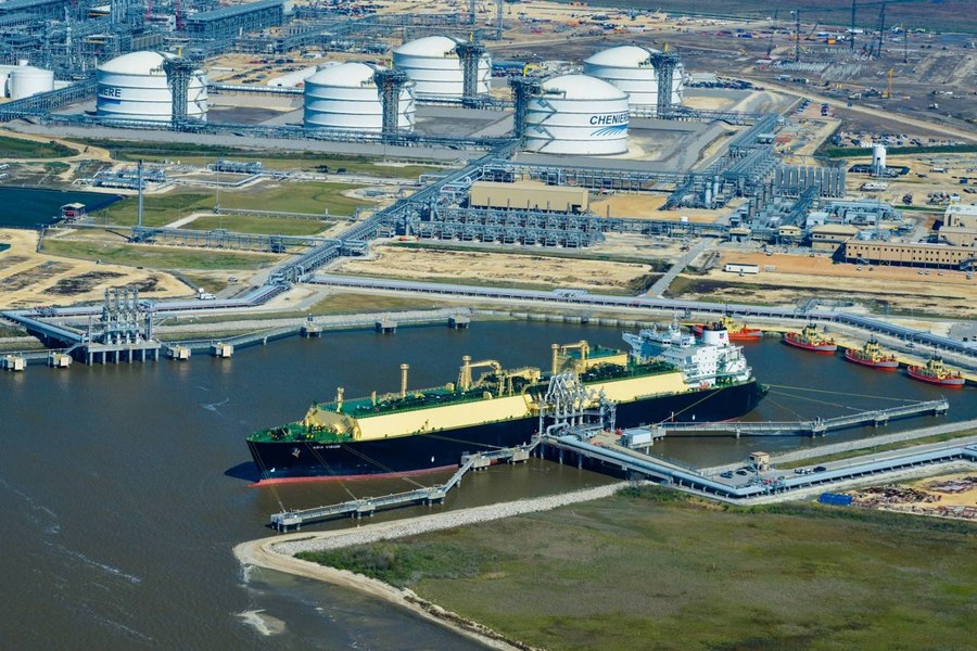 Biển Đỏ bất an, dầu Nga chiếm lĩnh thị trường châu Á