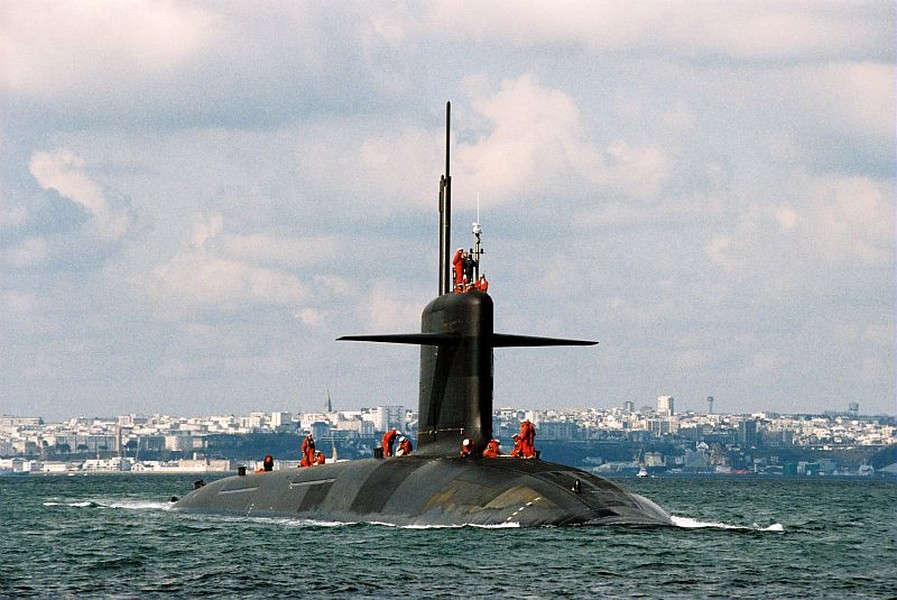 Hải quân Pháp cần ... 4 triệu giờ công để tái biên chế tàu ngầm hạt nhân Le Vigilant 