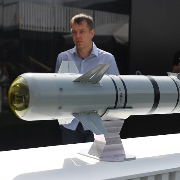 Tên lửa Izdeliye 305 mới mang lại cho không quân Nga ưu thế vượt trội