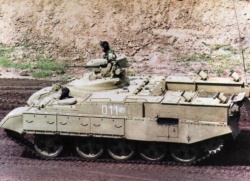 Thiết giáp chở quân BTR-T của Nga 'vững chắc' hơn mọi xe bọc thép phương Tây 
