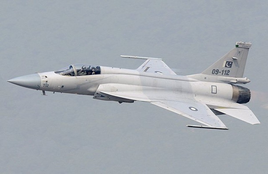 Tiêm kích JF-17 sẽ thay thế những chiếc MiG-29 cũ kỹ gần biên giới Nga?
