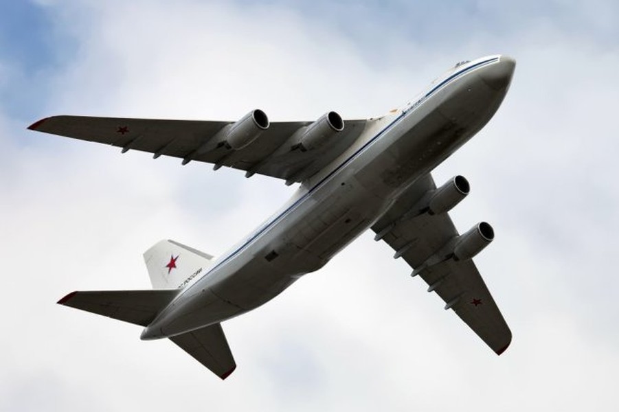 Nga chính thức ra lệnh chế tạo vận tải cơ siêu lớn Il-100 Slon 'thay thế An-124'