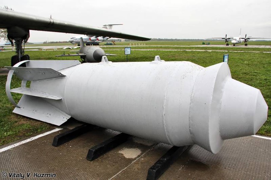 Đâu là mục tiêu của bom siêu lớn FAB-3000 gắn module UMPC Nga đang chế tạo?