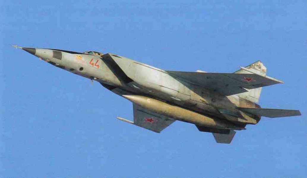 Tiêm kích đánh chặn MiG-25 kết thúc số phận theo cách không ngờ