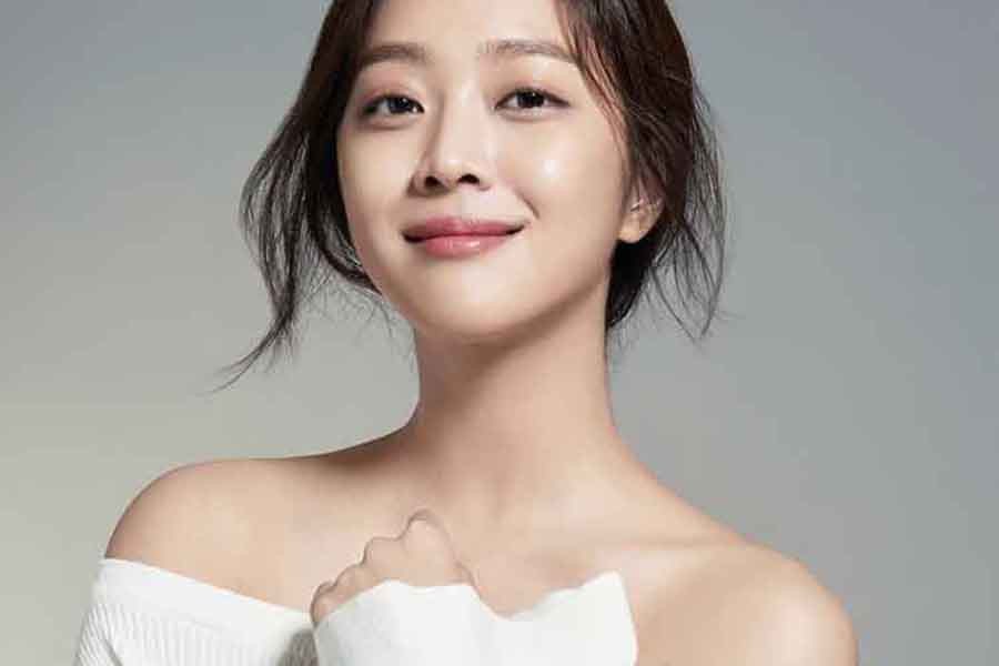 [ẢNH] Vẻ đẹp ‘không tì vết’ của Jo Bo Ah – nữ chính trong phim ‘Bạn trai tôi là hồ ly’