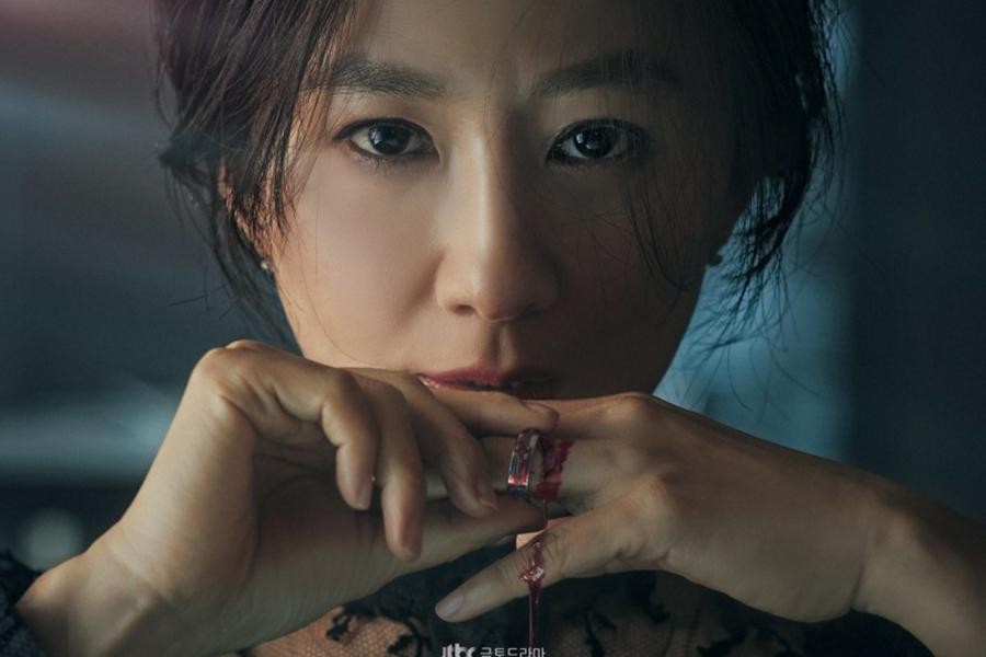 [ẢNH] Cuộc sống viên mãn của ‘nữ diễn viên nổi tiếng nhất Hàn Quốc năm 2020’