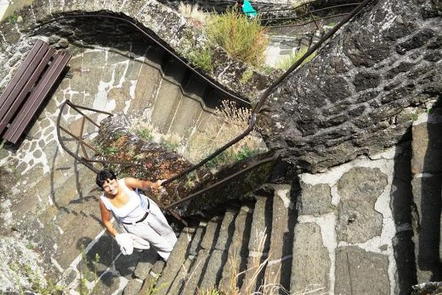 [ẢNH] Những công trình 'cheo leo' trên vách đá nổi tiếng trên thế giới