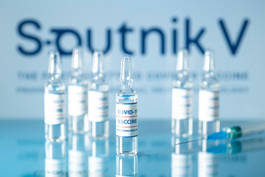 [ẢNH] Tổng thống Nga Putin tiêm vắc-xin ngừa Covid-19