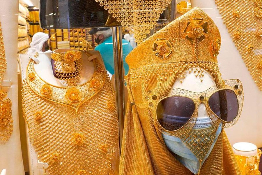 [ẢNH] ‘Lóa mắt’ với chợ vàng ở UAE: Nơi không chỉ bán trang sức mà cả...khẩu trang bằng vàng