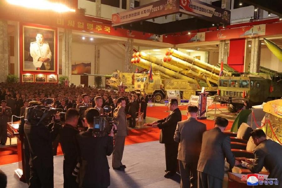 [ẢNH] Triều Tiên tổ chức triển lãm quốc phòng 