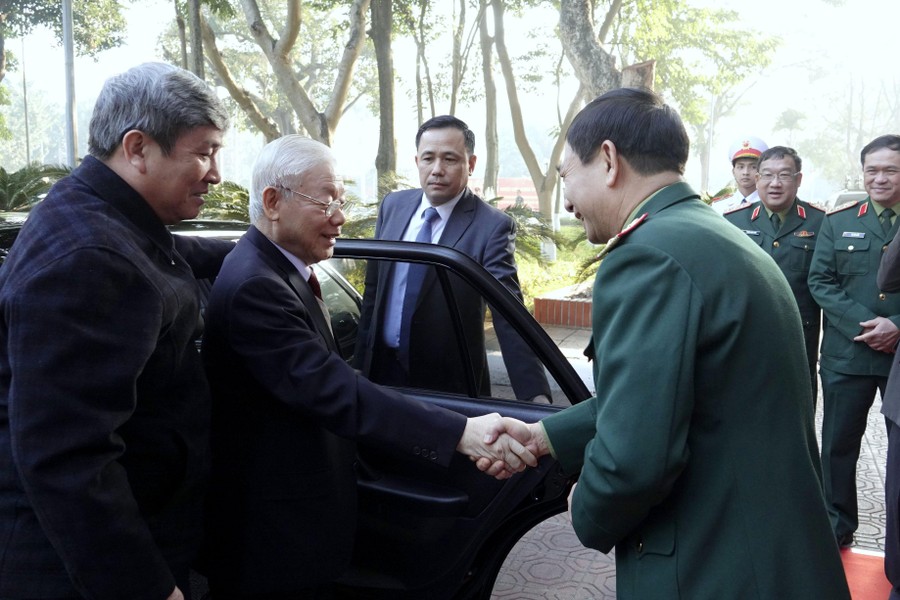 Hình ảnh Tổng Bí thư Nguyễn Phú Trọng dự, chỉ đạo Hội nghị Quân chính toàn quân
