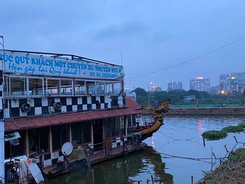 Toàn cảnh “nghĩa địa” du thuyền ở hồ Tây, Hà Nội