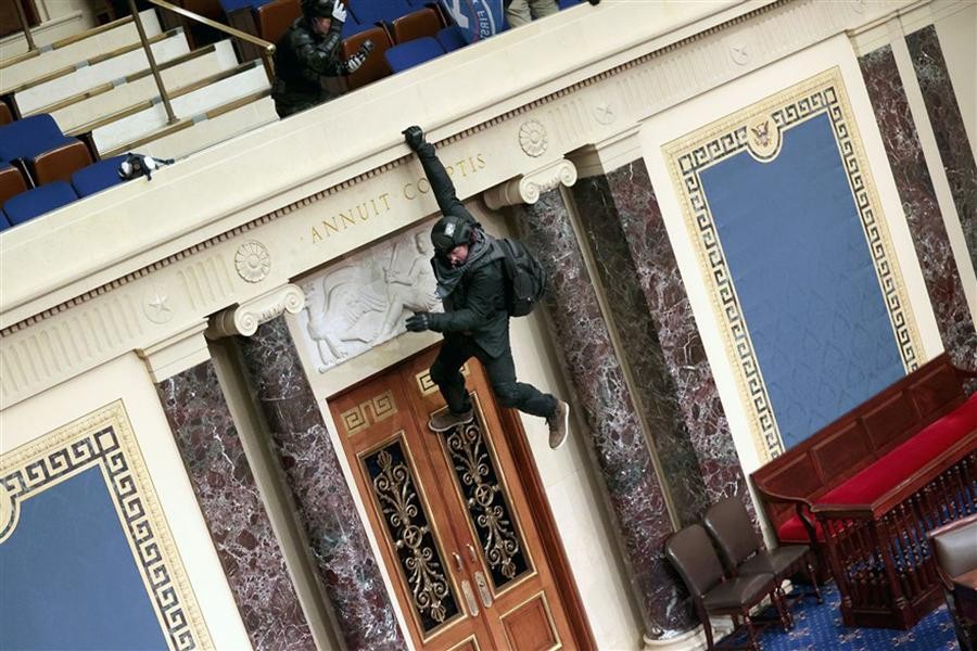 [Ảnh] Toàn cảnh Washington của Mỹ giới nghiêm vì biểu tình bạo loạn tại tòa nhà Quốc hội